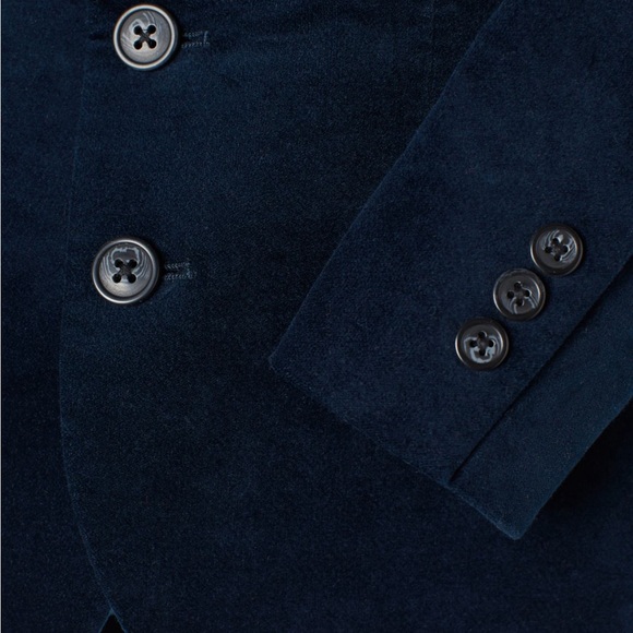 BRAND NEW BOY’S DARK BLUE VELVET BLAZER!! - Picture 2 of 2